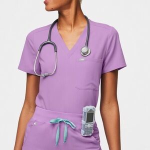 FIGS Lilac Dawn Catarina One Pocket Scrub Top
